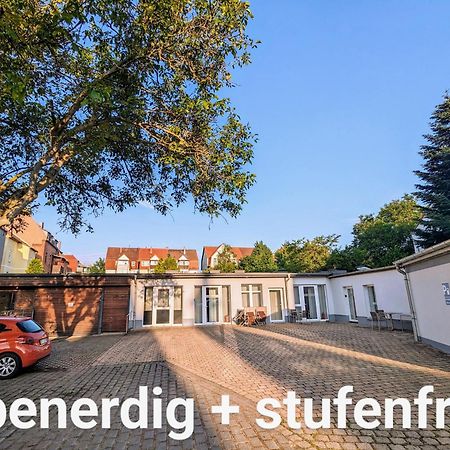 Fewo Urban Gotha-Apartment Ekhof- Am Schlosspark- Parken An Der Der Tuer- Barrierefrei, 900 Meter Zum Bahnhof - Wallbox エクステリア 写真